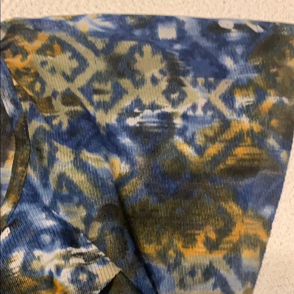 AB Studio Printed Top - Picture 6 of 6